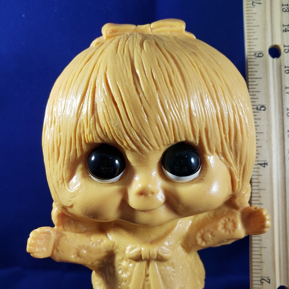 Trio of Vintage R&W Berries Co. Statues Silliscupts - Picture 5 of 15